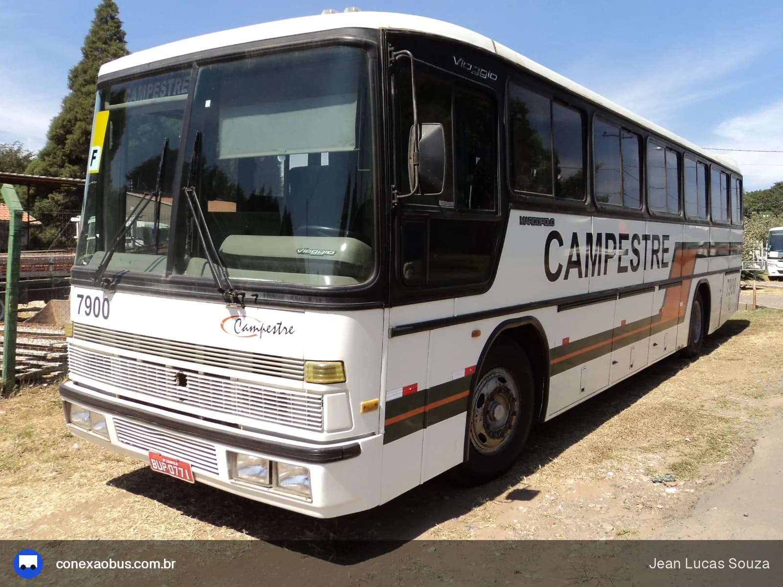 Ônibus Marcopolo Viaggio G4 1100, da Viação Campestre, prefixo 7900, em Piracicaba-SP