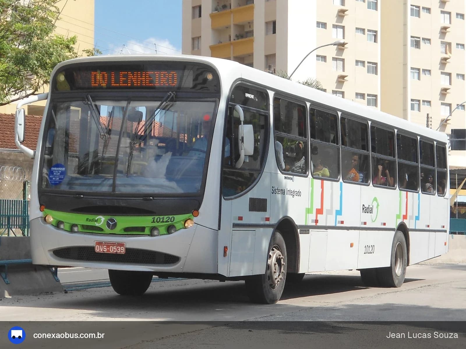 Ônibus CAIO Apache Vip, da Auto Viação Beira Rio Ltda, prefixo 10120, em Piracicaba-SP