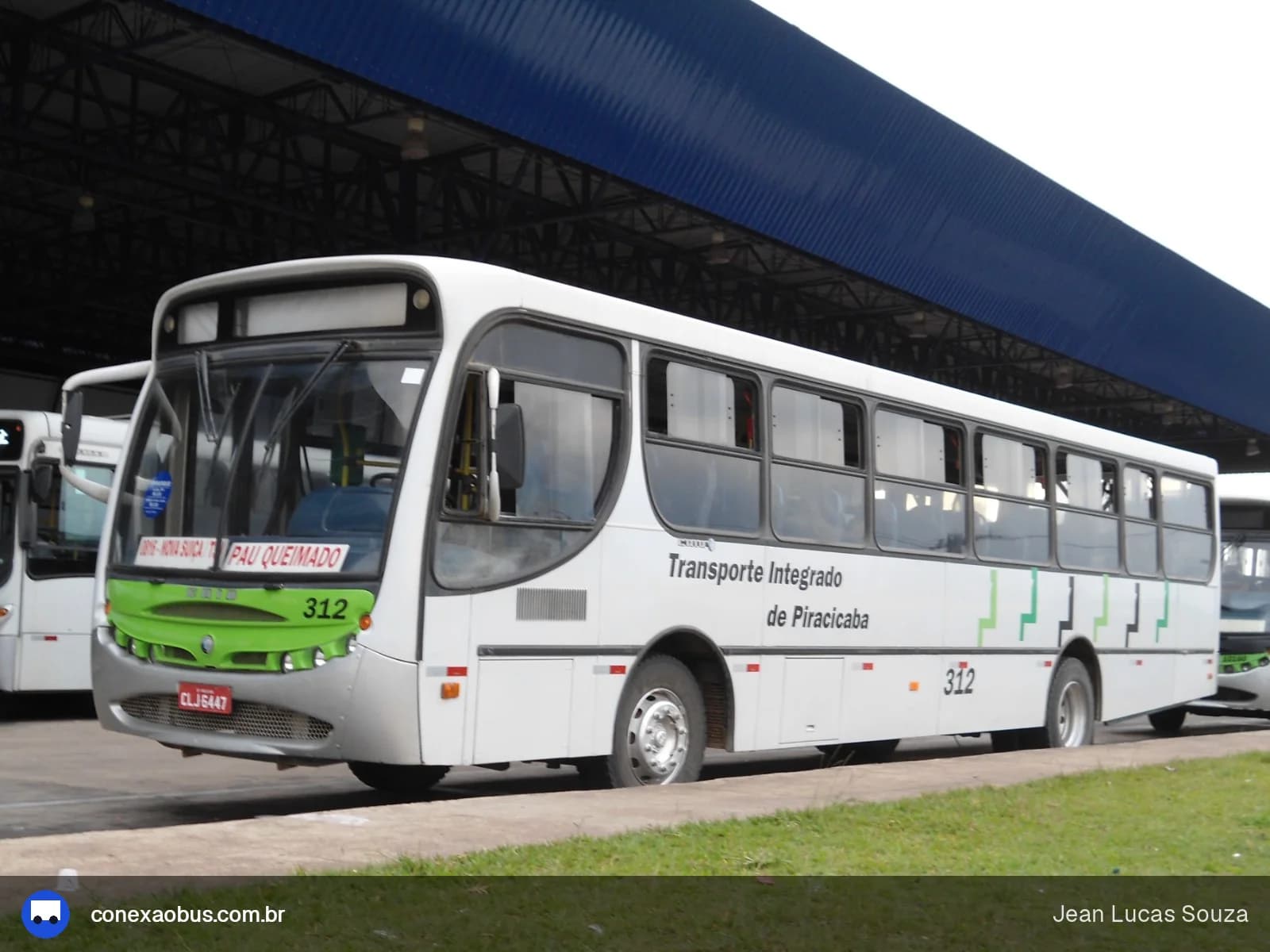 Ônibus CAIO Apache Vip, da Viação Stênico Ltda, prefixo 312, em Piracicaba-SP