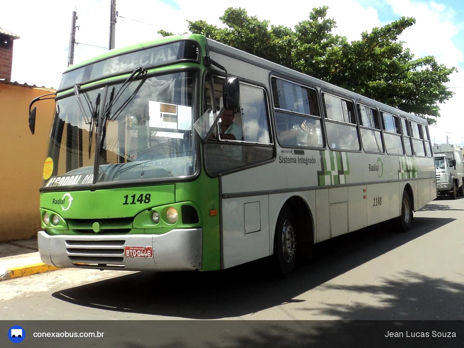 Ônibus CAIO Alpha, da VIPA - Viação Panorâmica, prefixo 1148, em Piracicaba-SP