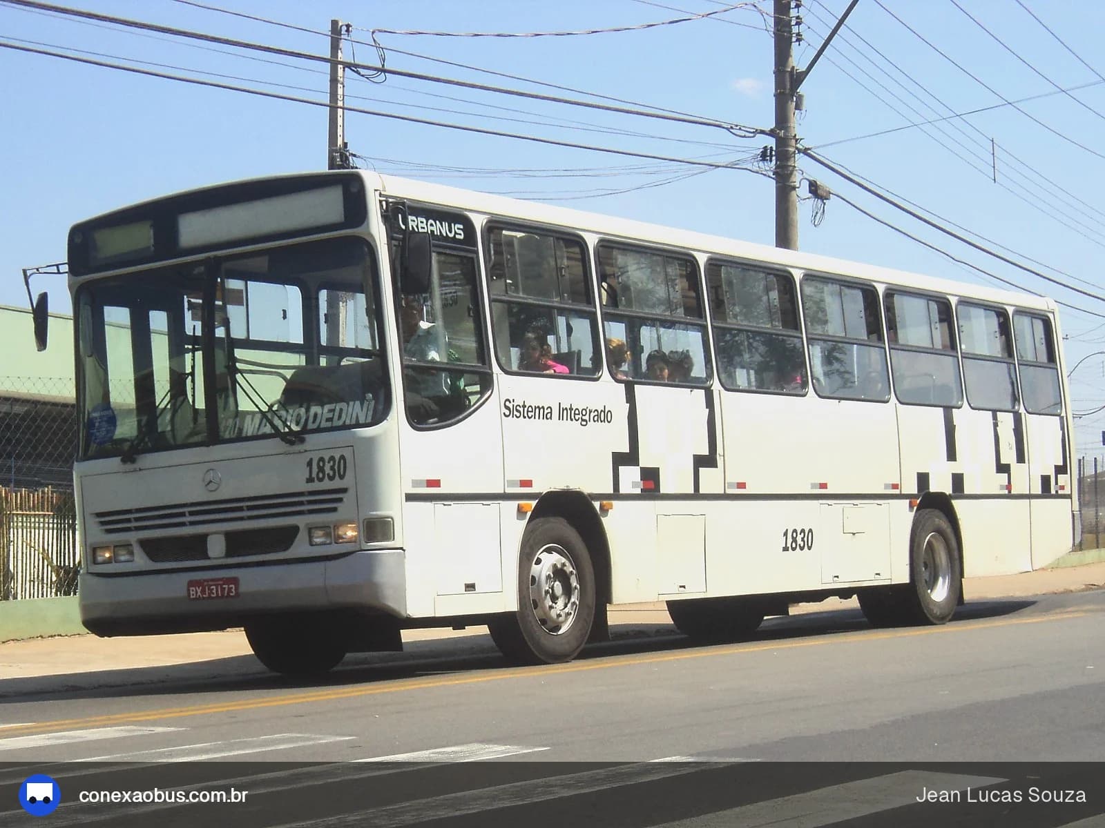 Ônibus Busscar Urbanus 1994, da EAOP - Empresa de Auto Ônibus Paulicéia, prefixo 1830, em Piracicaba-SP