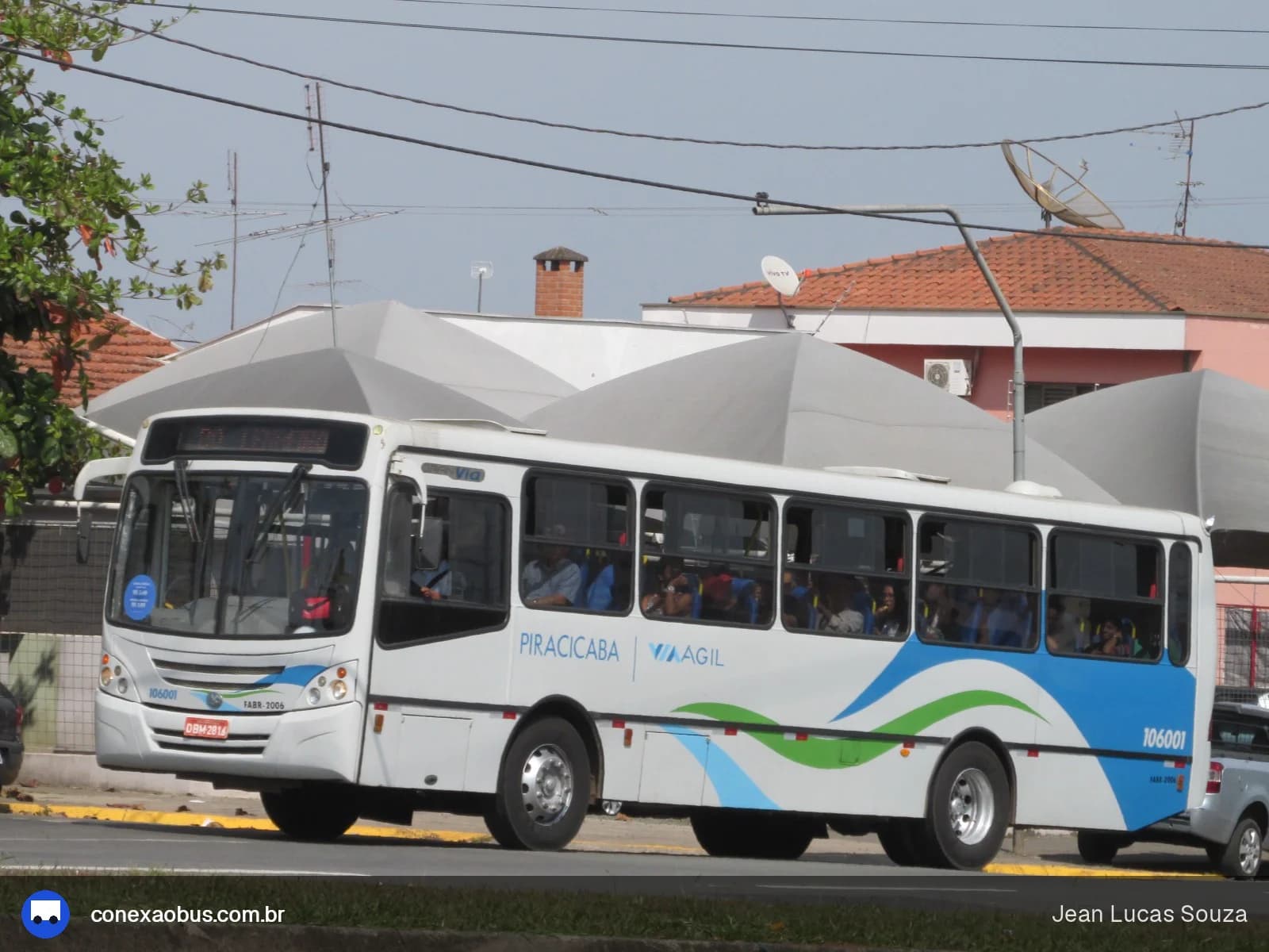 Ônibus Mascarello GRAN Via 2004, da Via Ágil | Transporte Coletivo de Piracicaba, prefixo 106001, em Piracicaba-SP