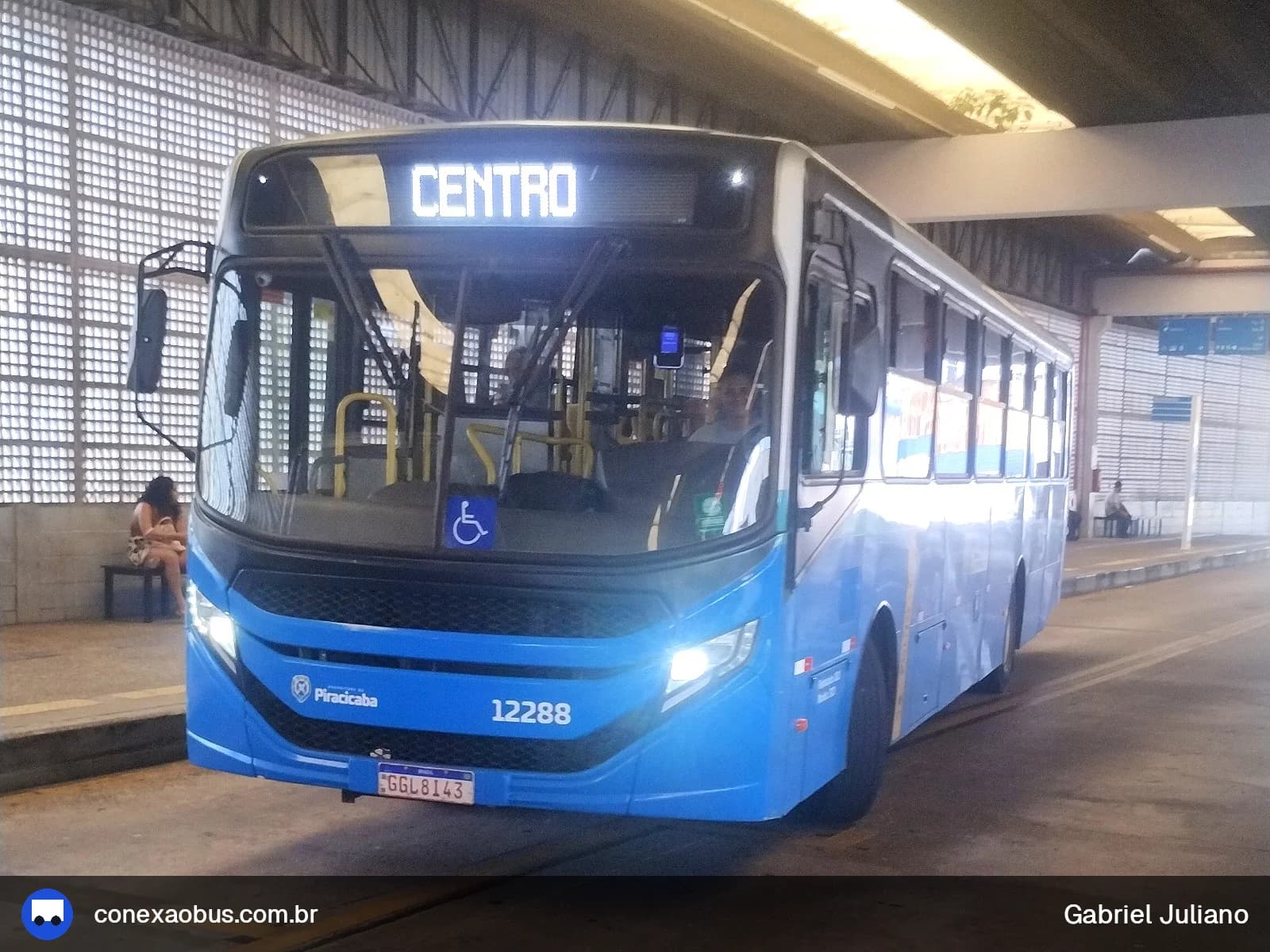Ônibus CAIO Apache Vip V, da Rápido Sumaré | Pira Mobilidade, prefixo 12288, em Piracicaba-SP