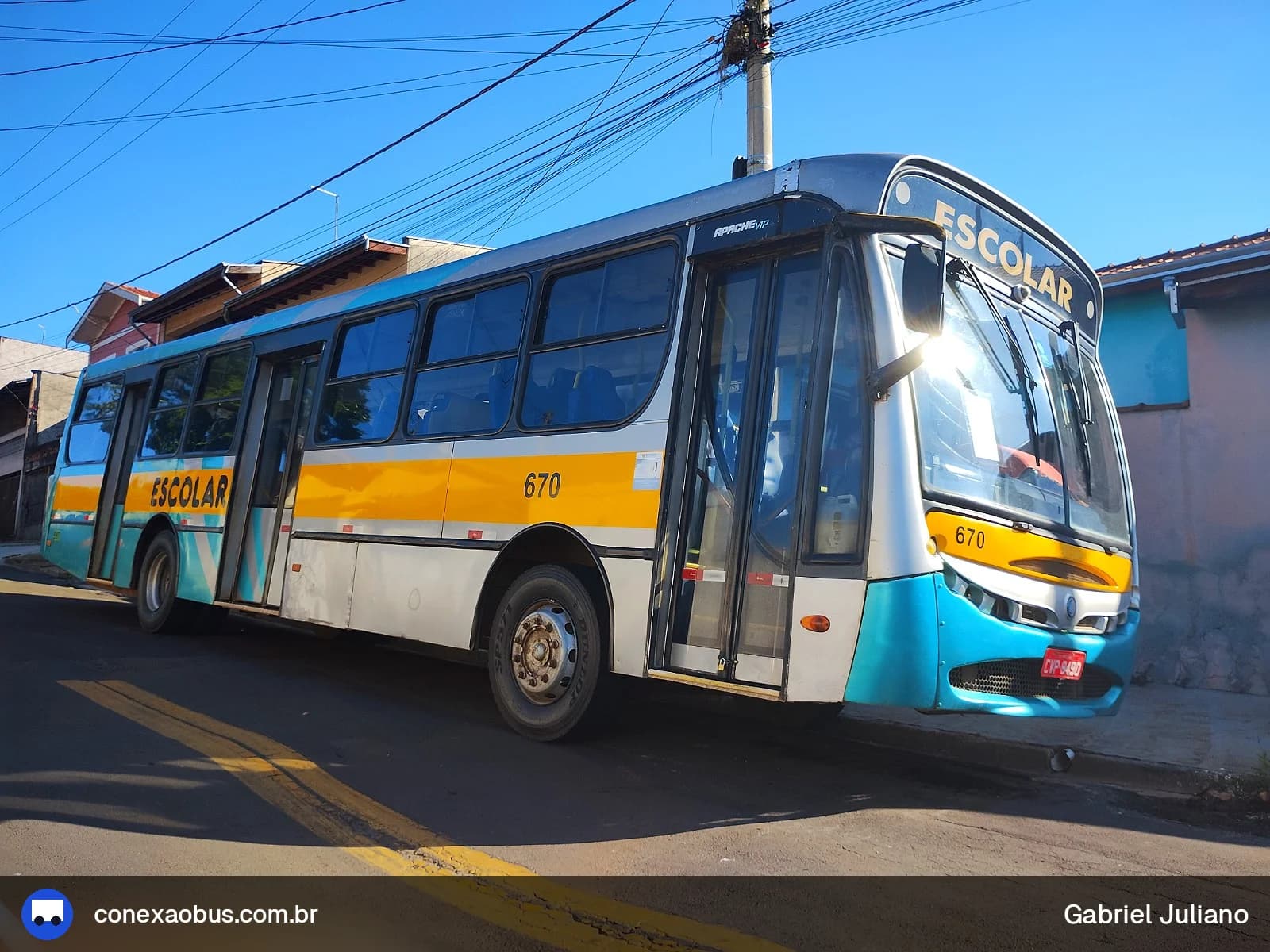 Ônibus CAIO Apache Vip, da Viação Stênico Ltda, prefixo 670, em Piracicaba-SP