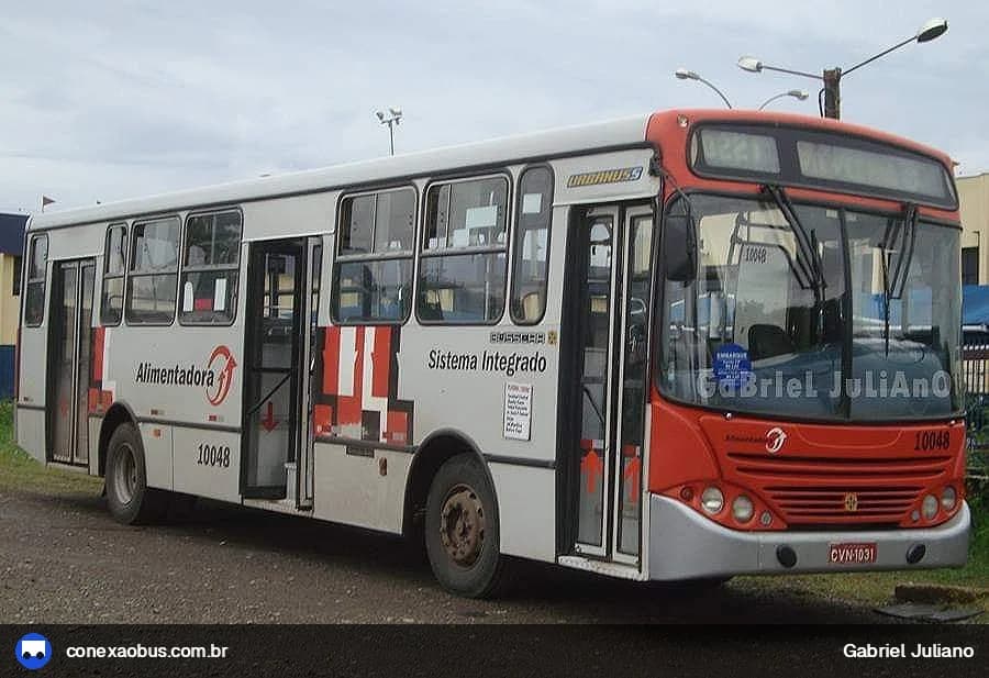 Ônibus Busscar Urbanuss, da Sigma Transportes Coletivos, prefixo 10048, em Piracicaba-SP
