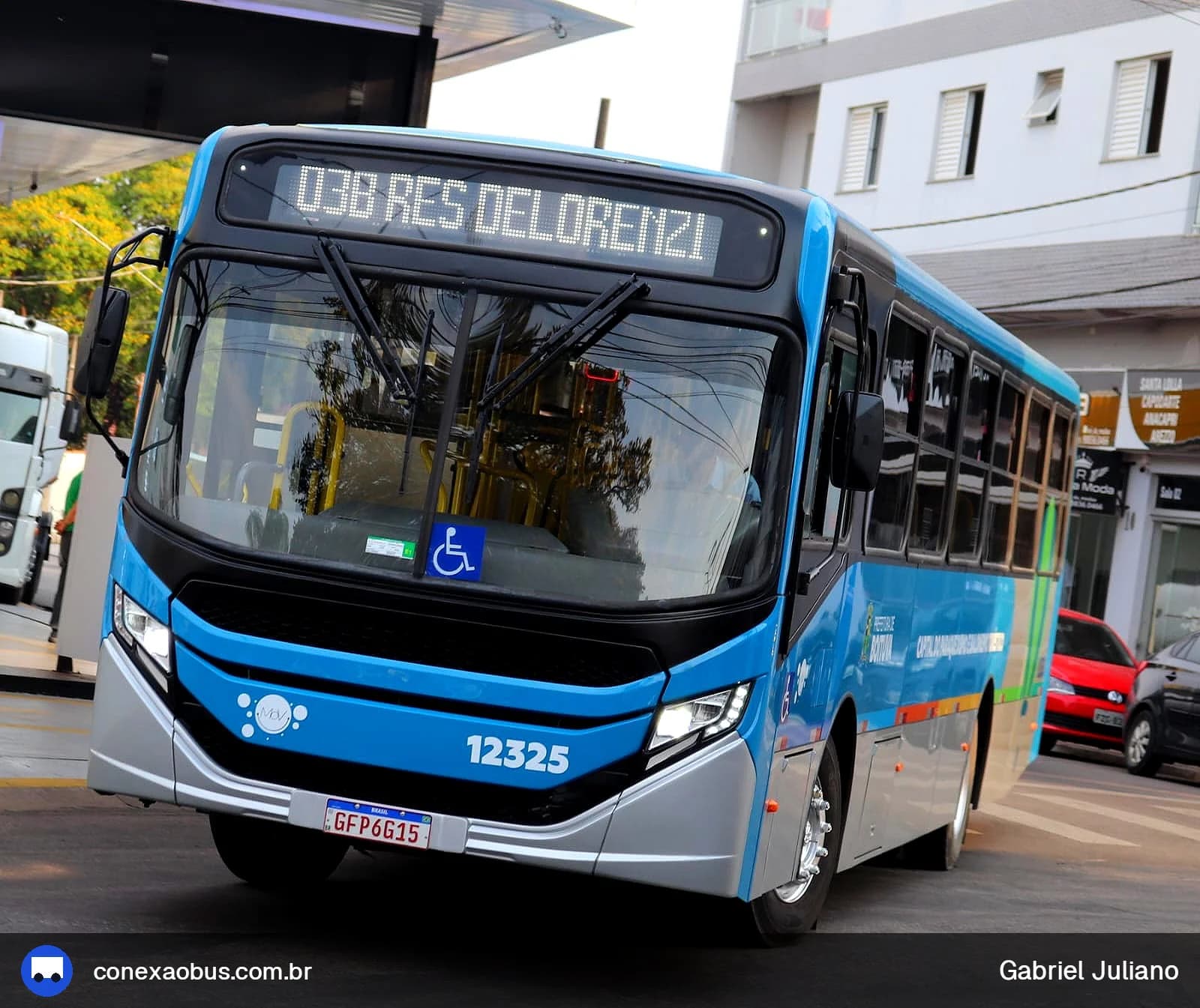 Ônibus CAIO Apache Vip V, da West Side Mov Boituva, prefixo 12325, em Boituva-SP