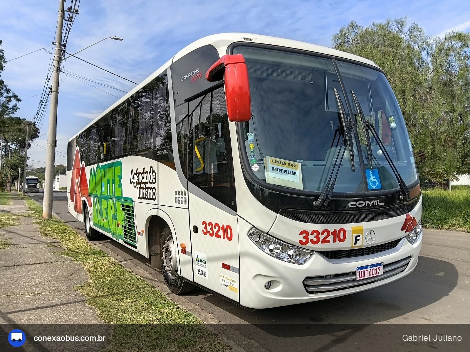 Ônibus Comil Campione 3.25 2014, da Monte Alegre Turismo, prefixo 33210, em Piracicaba-SP