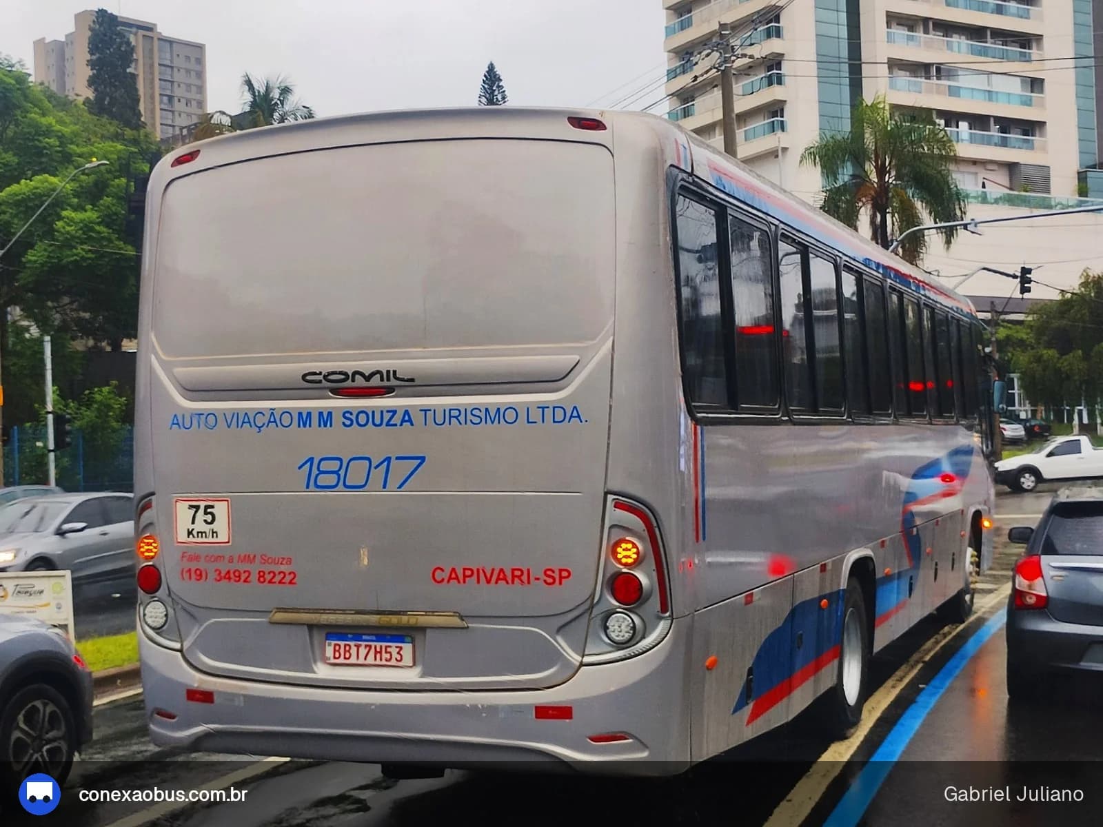 Ônibus Comil Versátile Gold, da Auto Viação MM SOUZA Turismo, prefixo 18017, em Piracicaba-SP