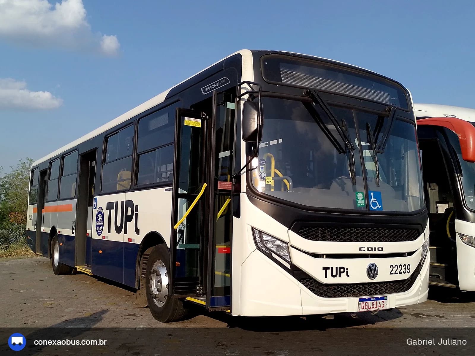 Ônibus CAIO Apache Vip V, da TUPi | Transporte Urbano Piracicaba, prefixo 22239, em Piracicaba-SP