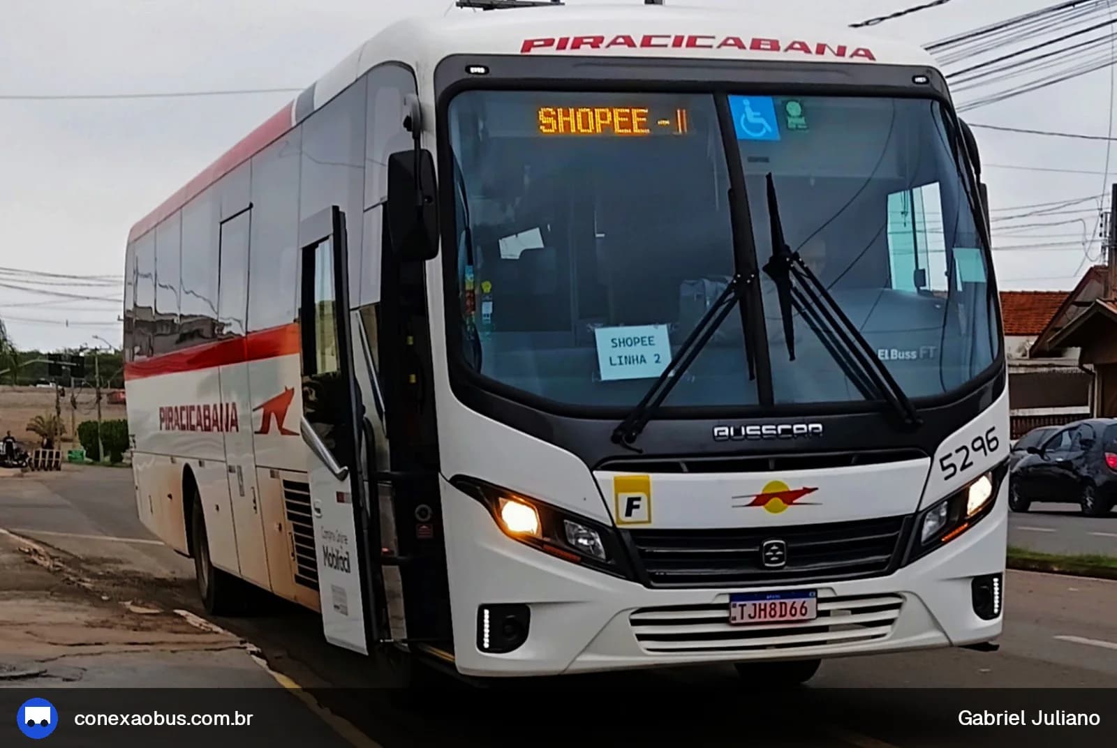 Ônibus Busscar El Buss FT 2021, da Viação Piracicabana, prefixo 5296, em Piracicaba-SP