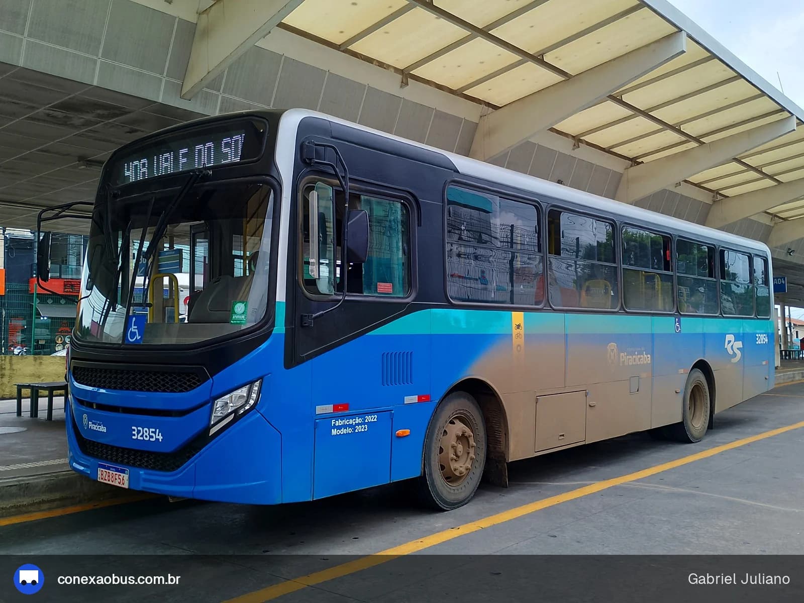 Ônibus CAIO Apache Vip V, da Rápido Sumaré | Pira Mobilidade, prefixo 32854, em Piracicaba-SP