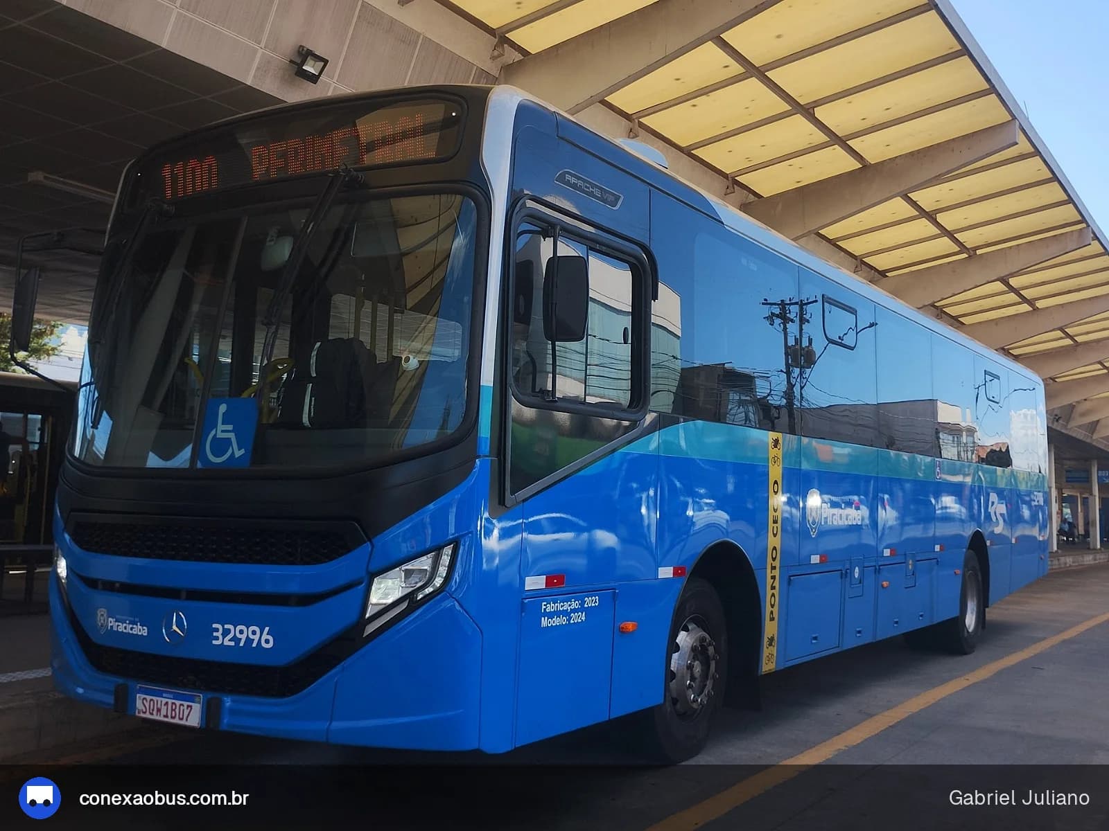 Ônibus CAIO Apache Vip V, da Rápido Sumaré | Pira Mobilidade, prefixo 32996, em Piracicaba-SP
