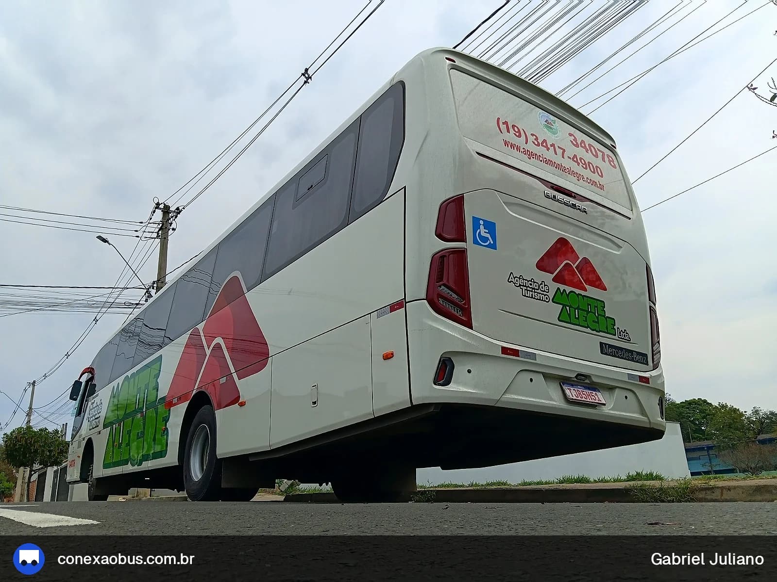 Ônibus Busscar El Buss FT 2021, da Monte Alegre Turismo, prefixo 34078, em Piracicaba-SP