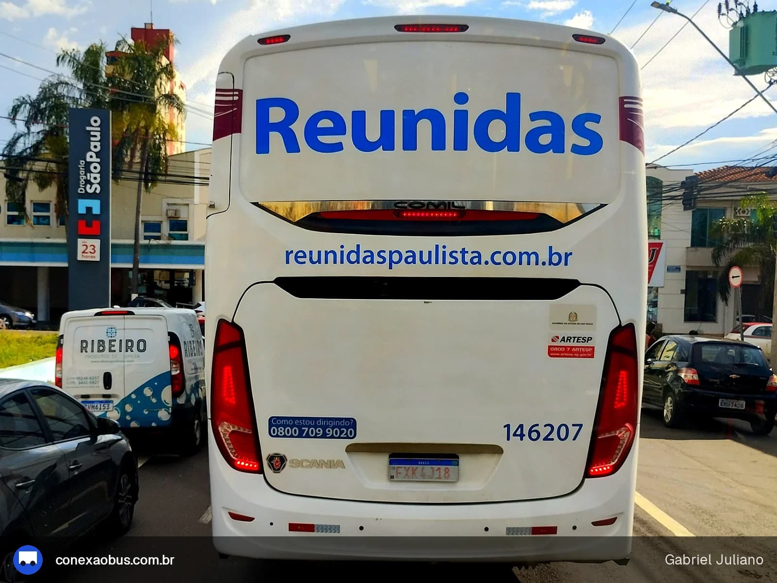 Ônibus Comil Campione Invictus 1200, da Empresa Reunidas Paulista de Transporte, prefixo 146207, em Piracicaba-SP