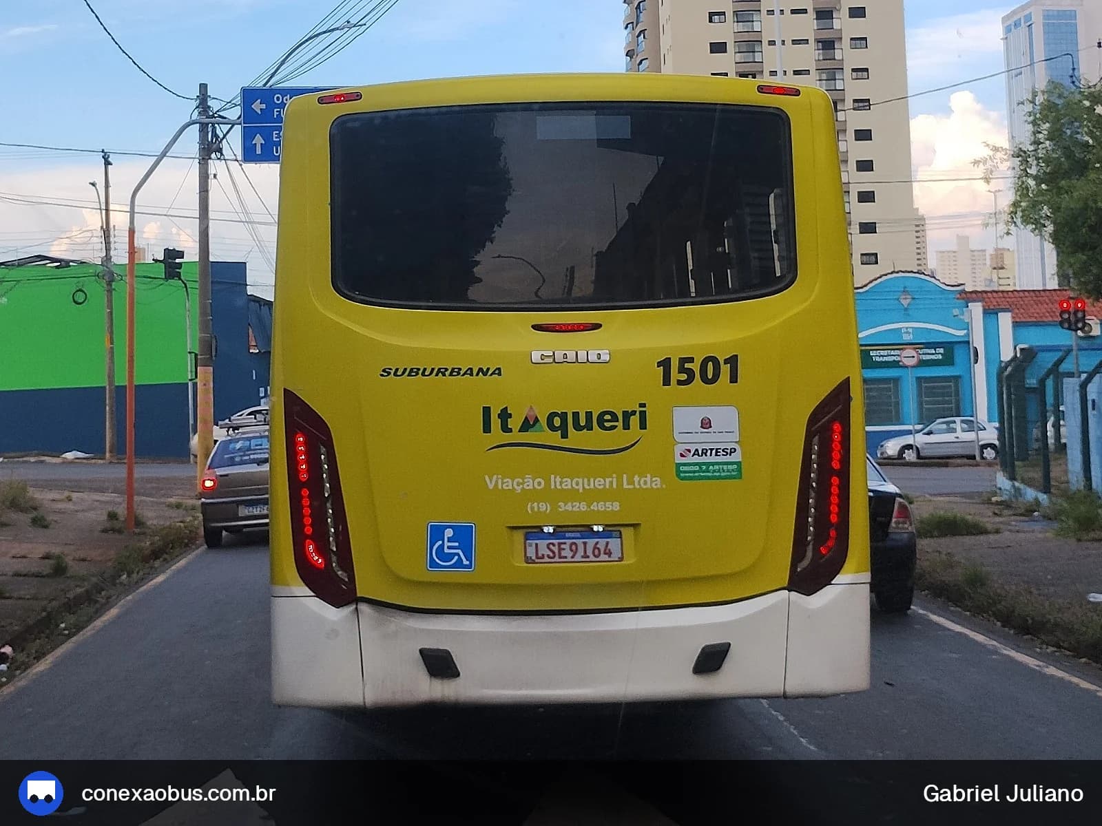 Ônibus CAIO Apache Vip IV, da Itaqueri, prefixo 1501, em Piracicaba-SP