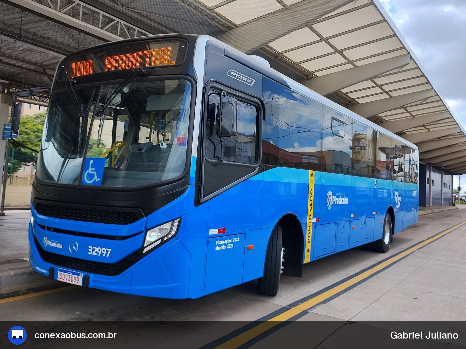 Ônibus CAIO Apache Vip V, da Rápido Sumaré | Pira Mobilidade, prefixo 32997, em Piracicaba-SP