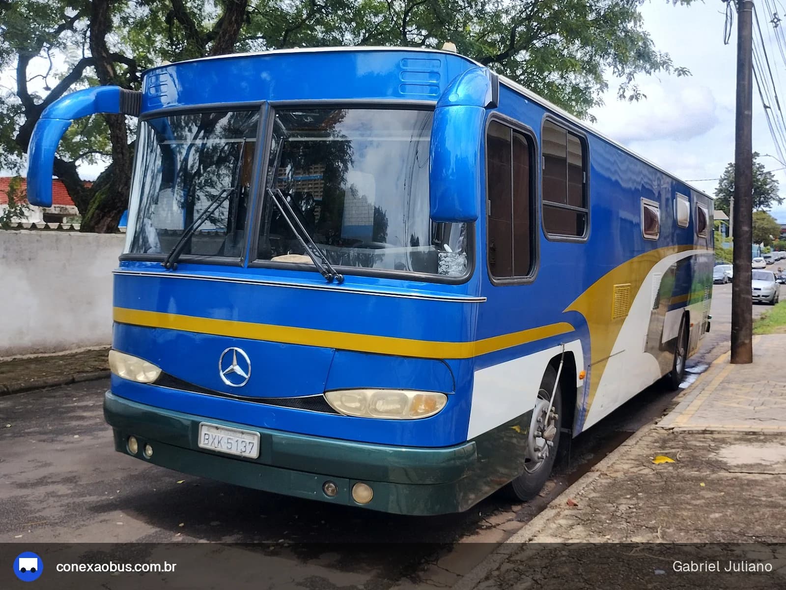 Ônibus Mercedes-Benz O-364, da PARTICULARES, prefixo 364, em Piracicaba-SP