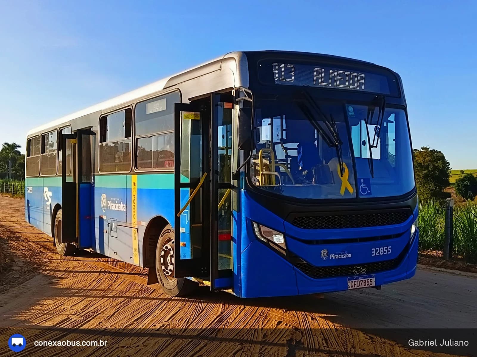 Ônibus CAIO Apache Vip V, da Rápido Sumaré | Pira Mobilidade, prefixo 32855, em Piracicaba-SP