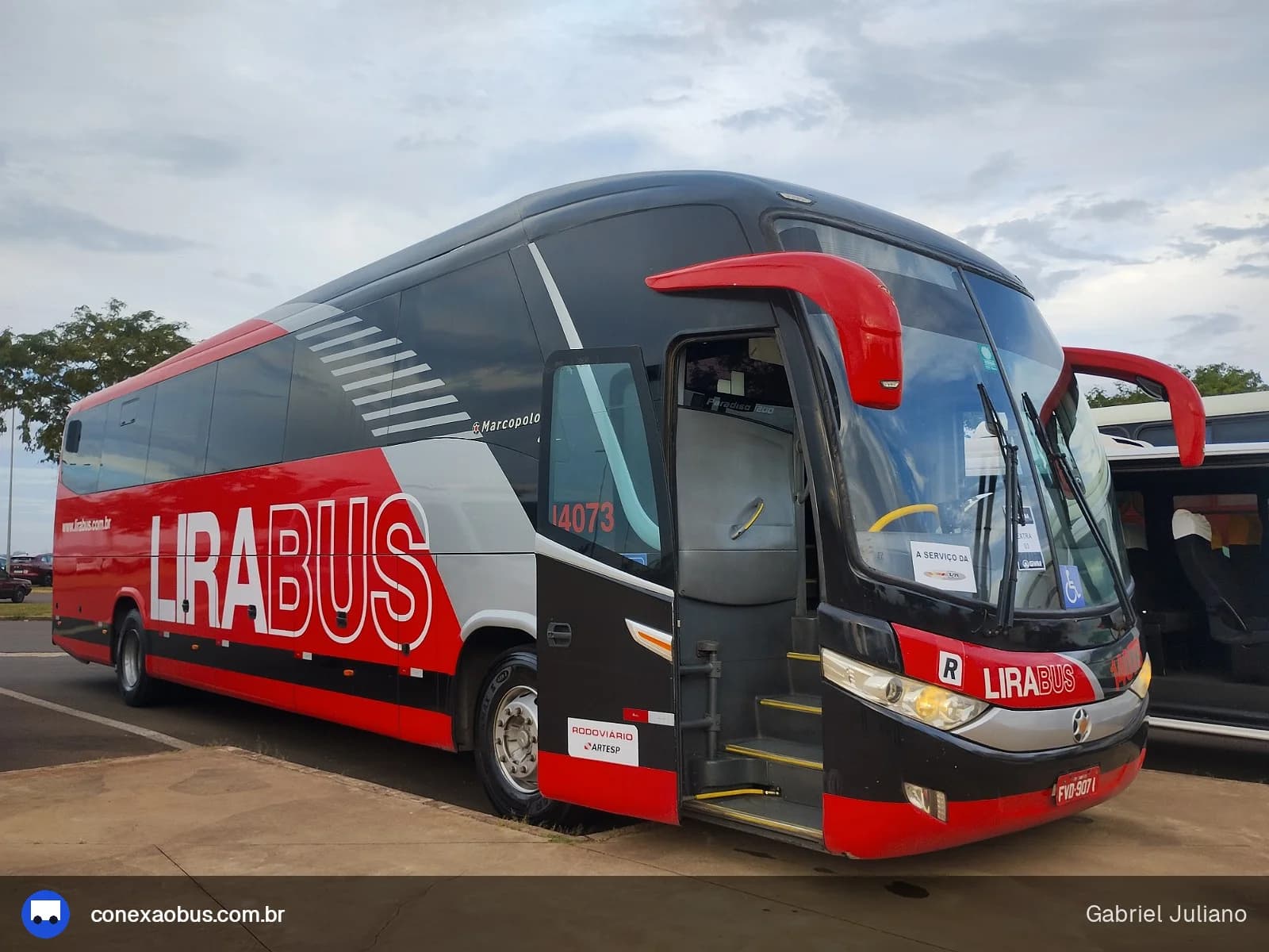 Ônibus Marcopolo Paradiso G7 1200, da LIRABUS, prefixo 14073, em Iracemapolis-SP