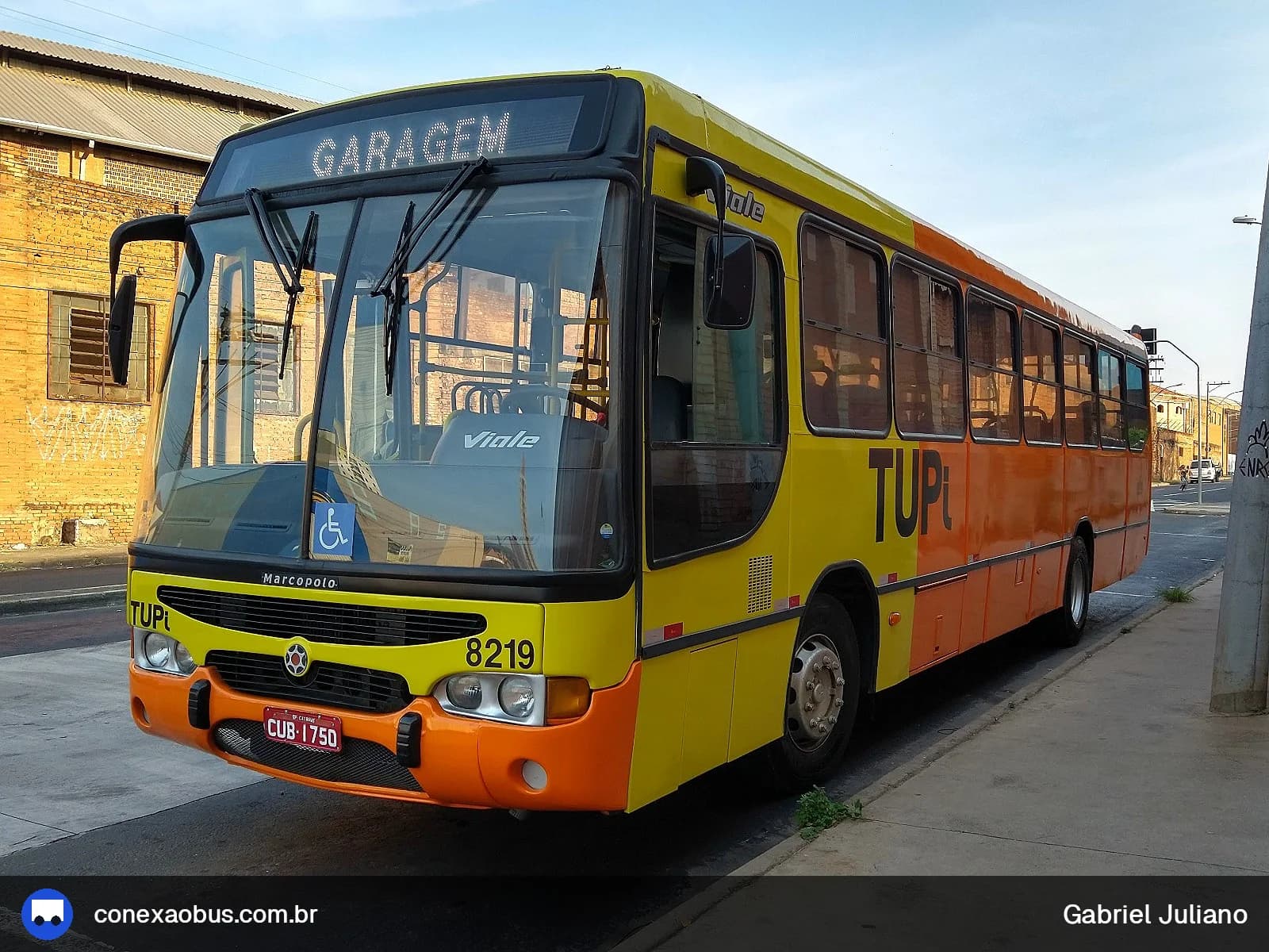 Ônibus Marcopolo Viale, da TUPi | Transporte Urbano Piracicaba, prefixo 8219, em Piracicaba-SP