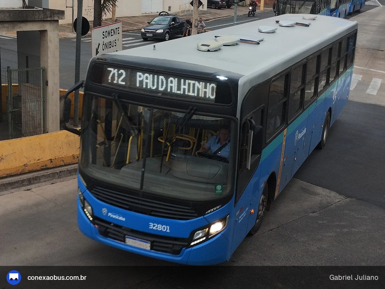 Ônibus CAIO Apache Vip IV, da Rápido Sumaré | Pira Mobilidade, prefixo 32801, em Piracicaba-SP