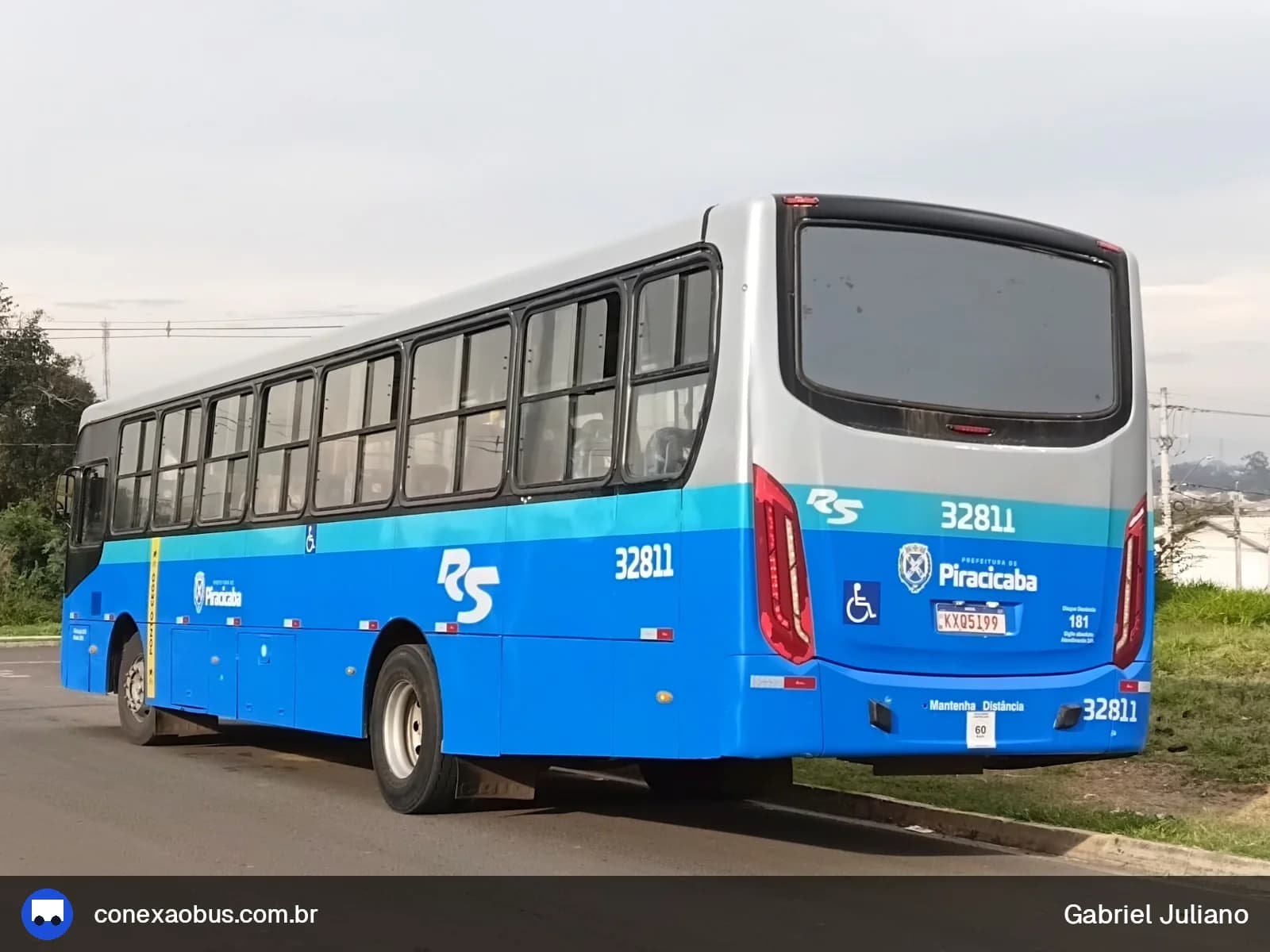 Ônibus CAIO Apache Vip IV, da Rápido Sumaré | Pira Mobilidade, prefixo 32811, em Piracicaba-SP