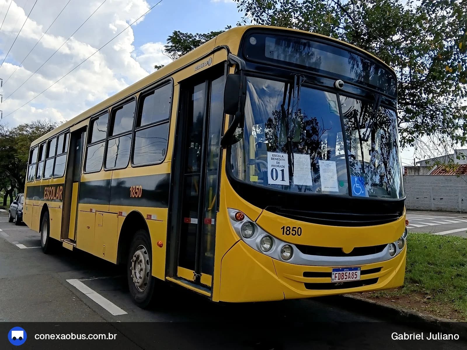 Ônibus CAIO Apache Vip II, da Viação Stênico Ltda, prefixo 1850, em Piracicaba-SP