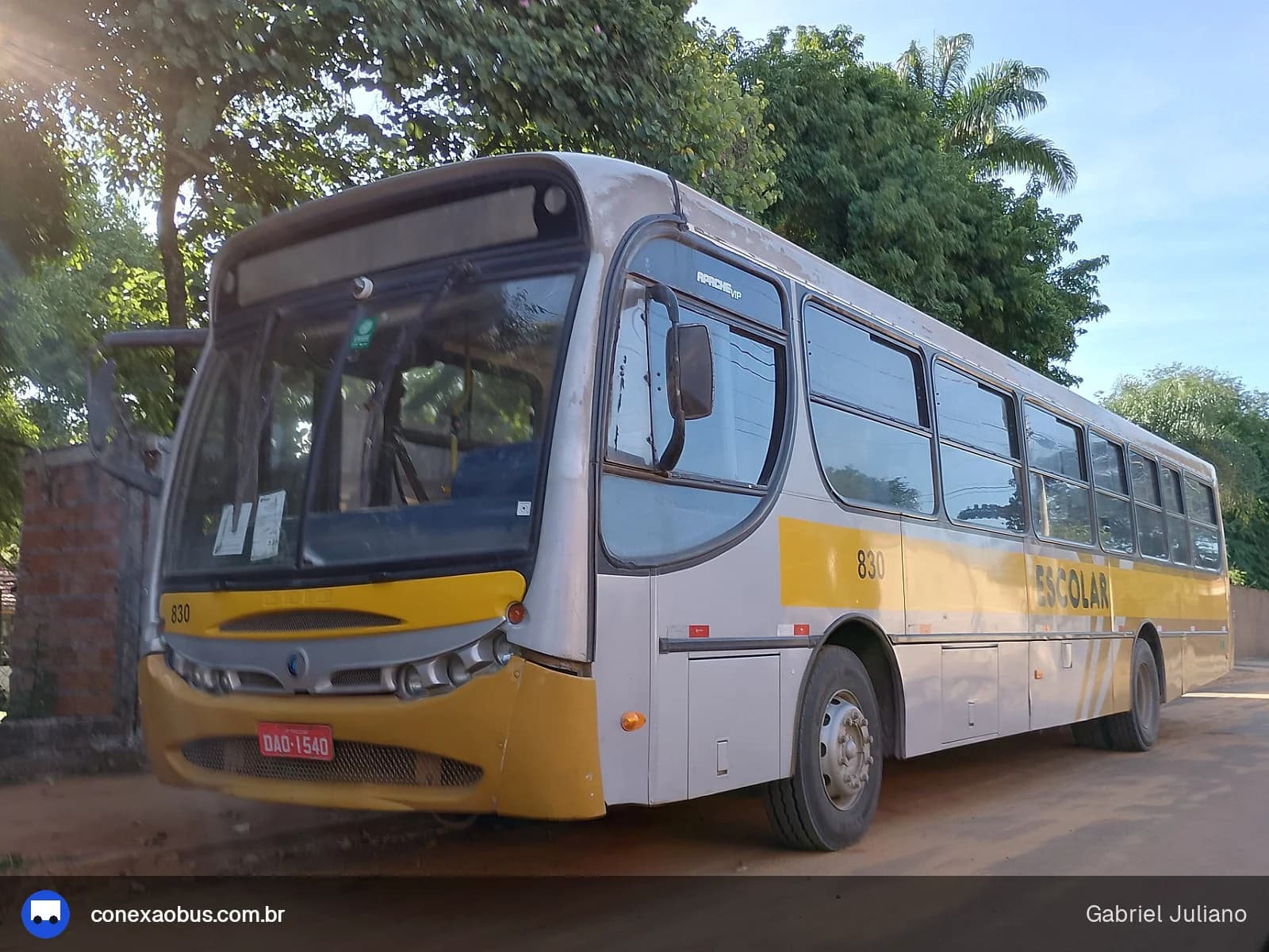 Ônibus CAIO Apache Vip, da Viação Stênico Ltda, prefixo 830, em Piracicaba-SP