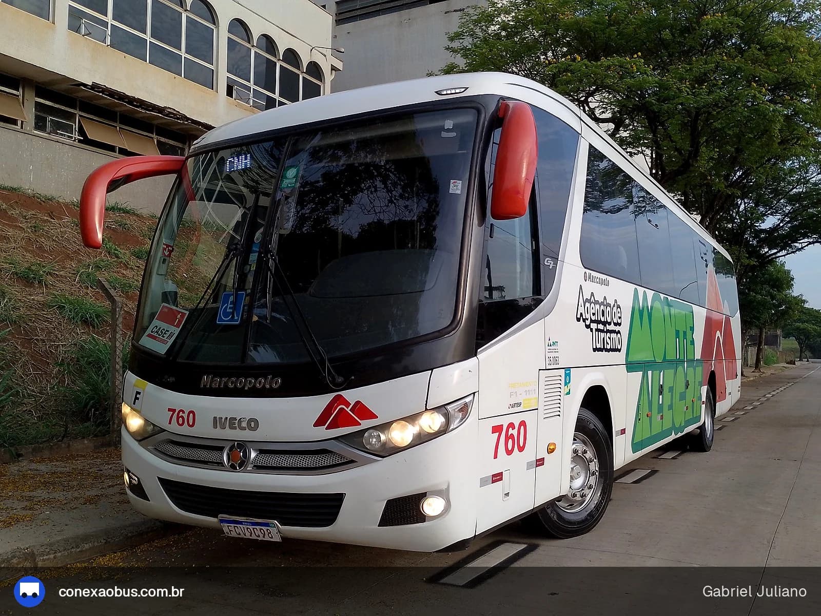 Ônibus Marcopolo Viaggio G7 900, da Monte Alegre Turismo, prefixo 760, em Piracicaba-SP