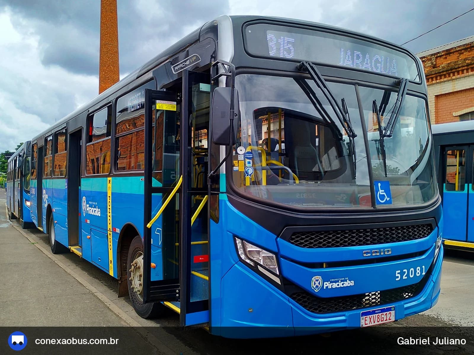 Ônibus CAIO Apache Vip V, da Rápido Sumaré | Pira Mobilidade, prefixo 52081, em Piracicaba-SP