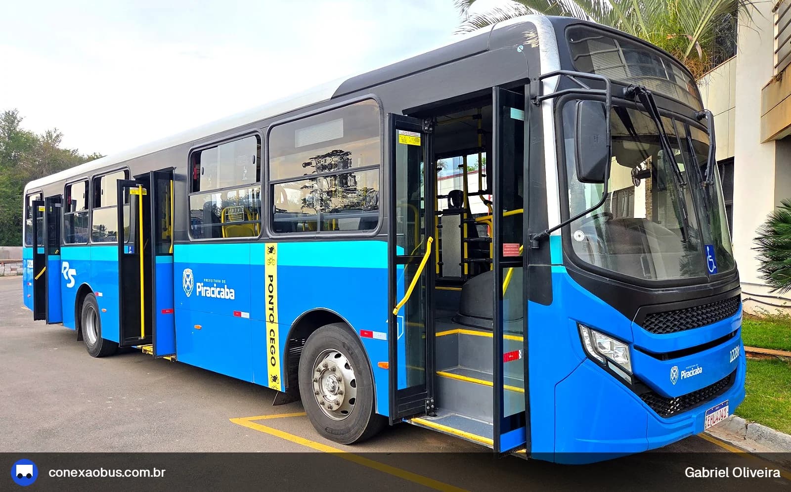 Ônibus CAIO Apache Vip V, da Rápido Sumaré | Pira Mobilidade, prefixo 12286, em Piracicaba-SP